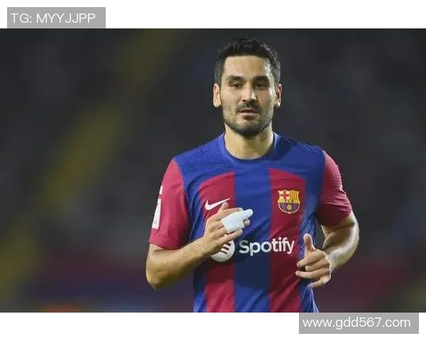 京多安引领球队新篇章展现领袖风范与战术智慧助力球队争冠之路 京多安引领球队新篇章展现领袖风范与战术智慧助力球队争冠之路